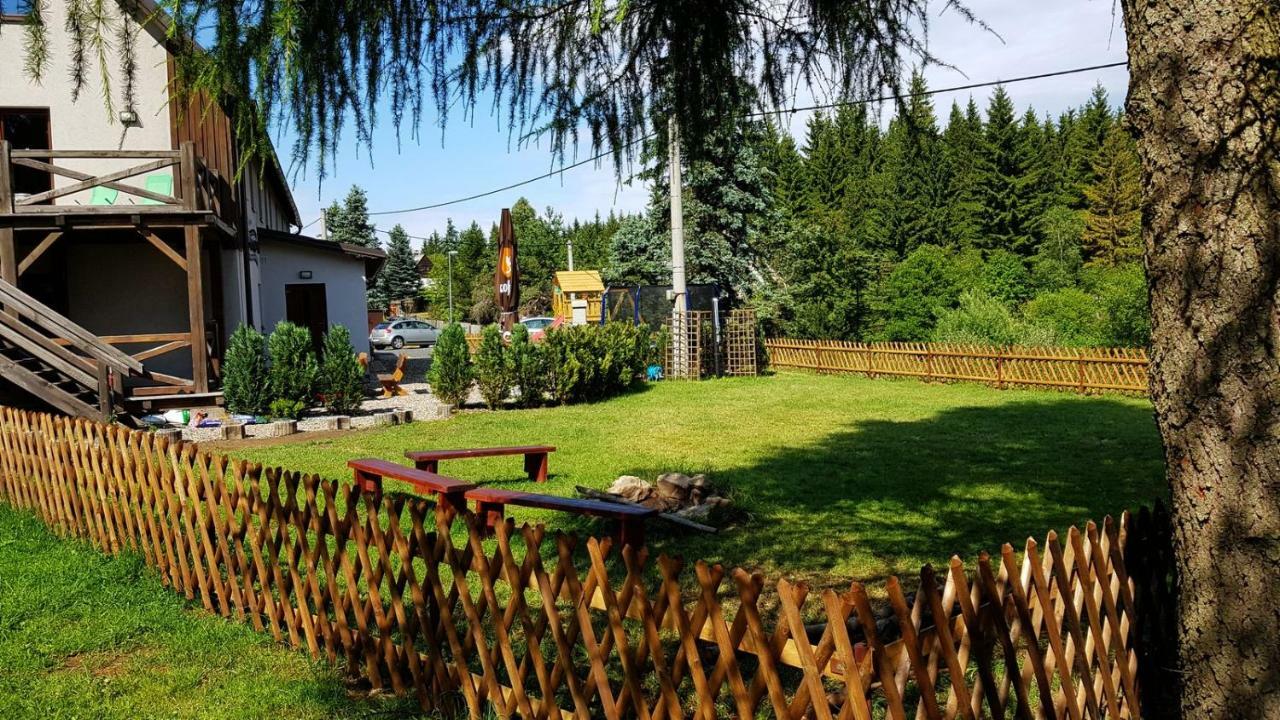 Penzion Studanka, Kliny Bagian luar foto